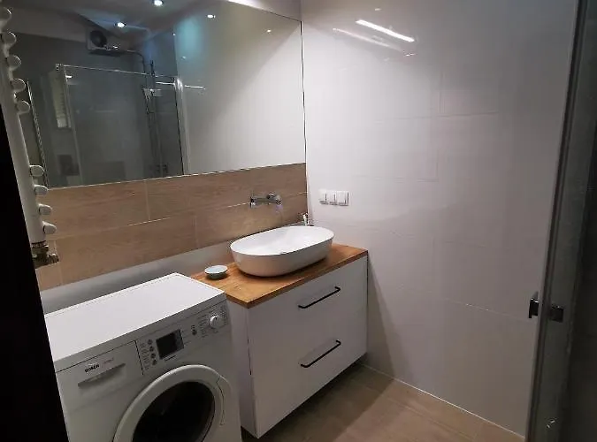 Lux Polanki - كولوبرزيغ